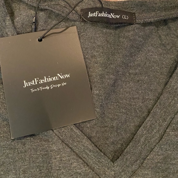 Leopard pull-over top Size L - Picture 3 of 5